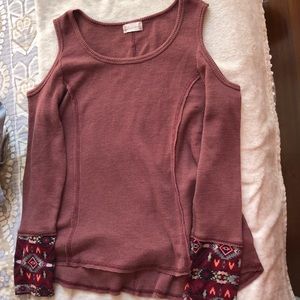 Cold Shoulder sweater/Top